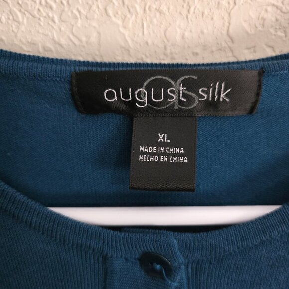 Gorgeous August Silk XL button cardigan - Picture 2 of 3